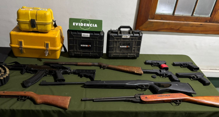 Tenían hasta subametralladora: prisión preventiva para cinco detenidos tras operativo en San Antonio