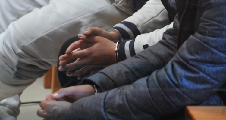 Hasta 14 años de cárcel para dos sujetos por asesinato en Quilicura: golpearon y balearon a la víctima