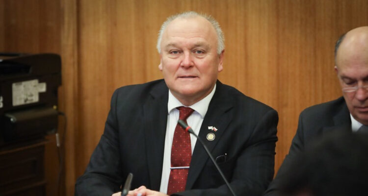 Becker (RN) oficia a ministra Jara por graves denuncias de la ANEF de maltrato laboral en La Araucanía