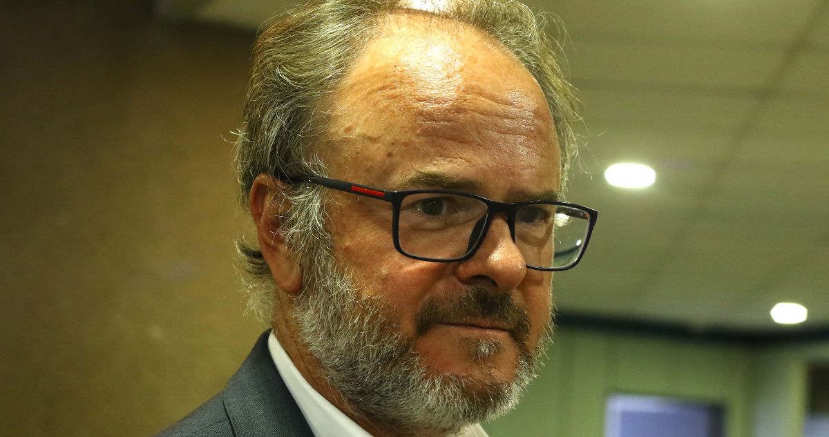 Tras 9 años: Luis Felipe Gazitúa deja la presidencia de CMPC y asume Bernardo Larraín Matte