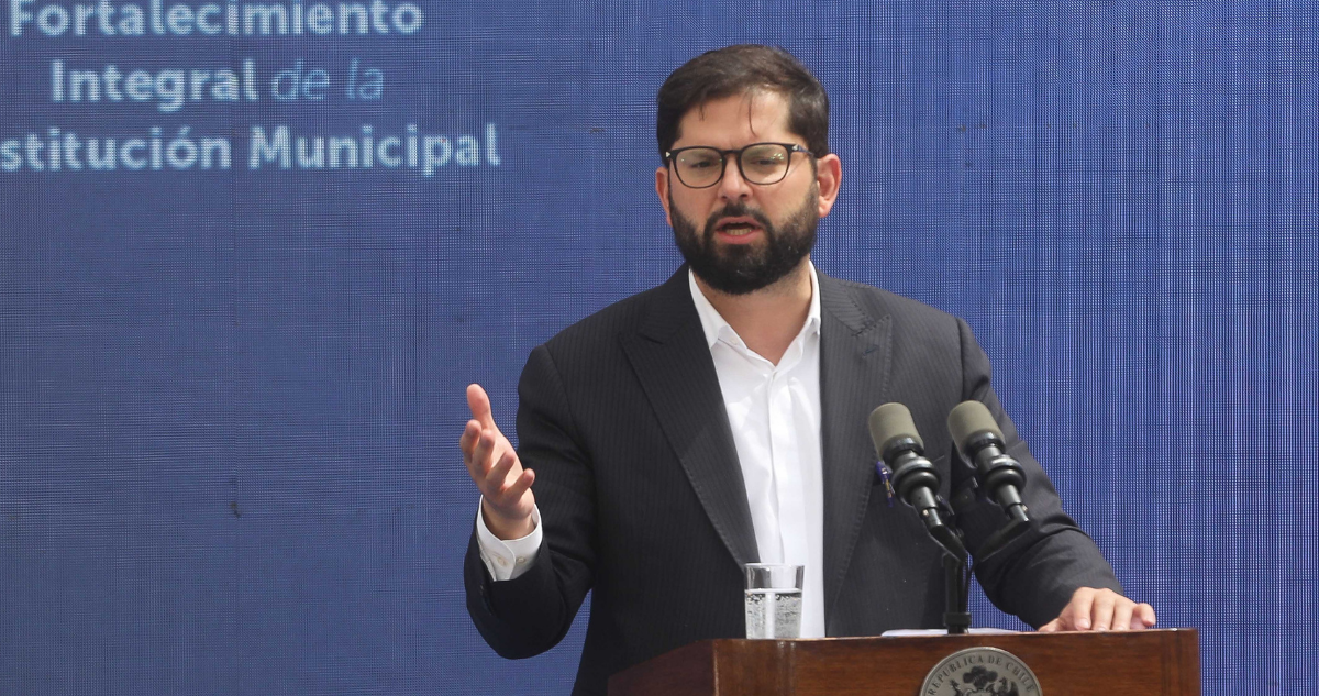 Boric dice que acuerdo en pensiones “está cerca” pero alerta de “incentivos para echarlo por la borda”