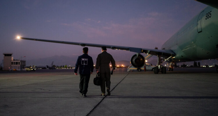 Operación Estrella Polar III: Presidente Boric inició último tramo de su histórico viaje al Polo Sur