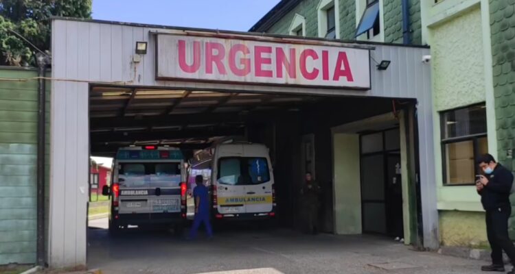 Buzo en tratamiento tras rescate de cuerpos de naufragio en Bahía Mansa