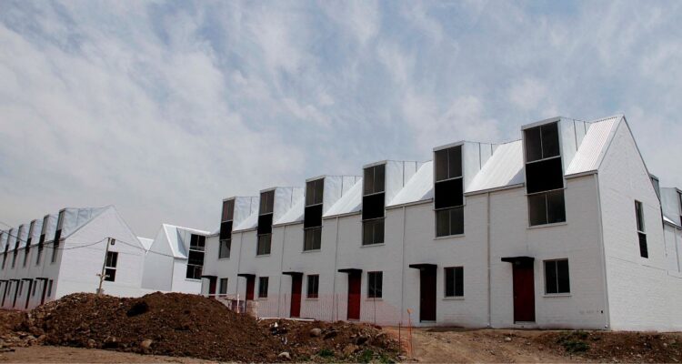 Cómo, cuándo en qué fechas postular a los subsidios para comprar y arrendar una vivienda según el calendario habitacional 2025 en Chile del Minvu.