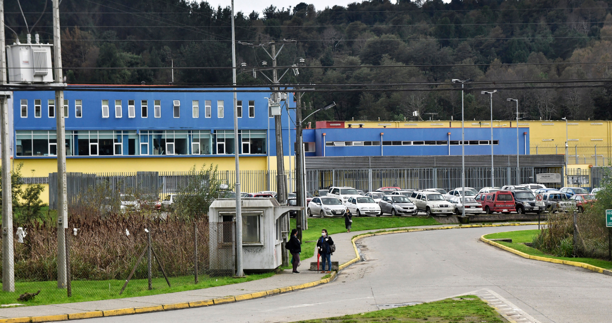 El 70% de presos en cárcel de Valdivia son de otras regiones: penal recibe a reos con peor conducta
