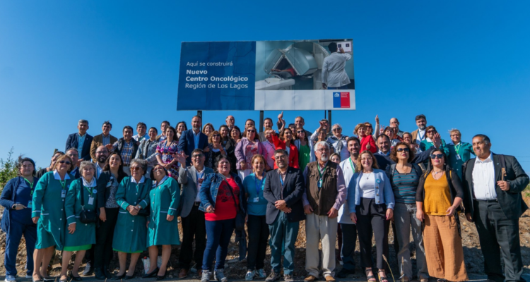 Entrega de terreno para nuevo centro oncológico de la región de Los Lagos