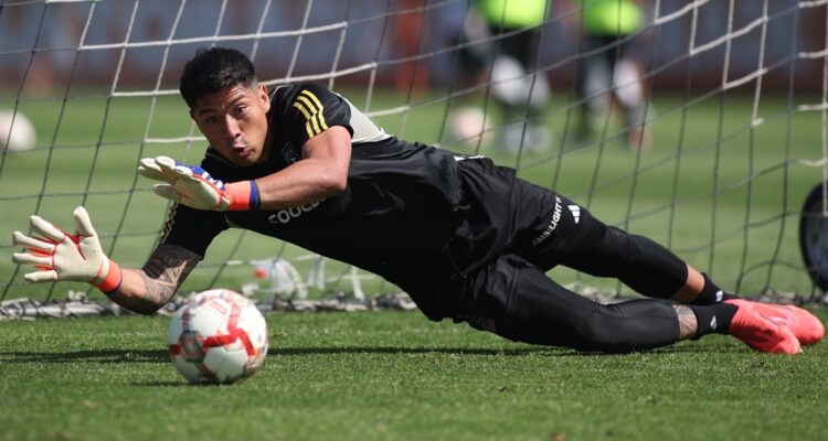 Colo Colo confirmó continuidad de Brayan Cortés.