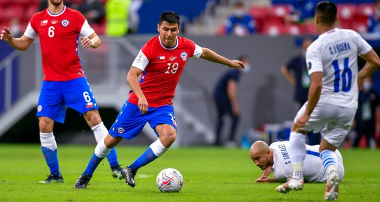 Tomás Alarcón sería nuevo jugador de Colo Colo.