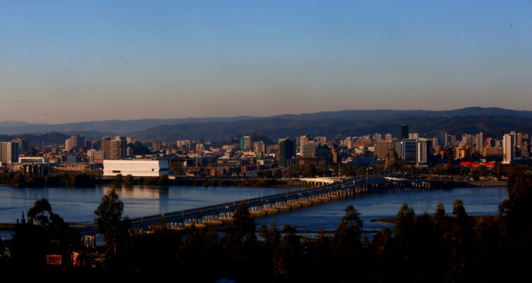 ¿Trabajar en la región del Bío Bío? Apuntan a tres ocupaciones con alta demanda en la zona