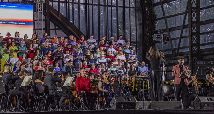 concierto por la hermandad