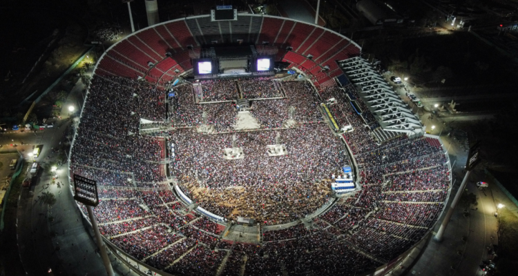 Katy Perry, James Blunt, The Offspring y más: así será la cartelera de conciertos 2025