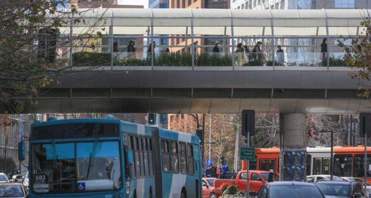 Providencia asegura que delitos en entorno del Costanera Center disminuyeron un 28%