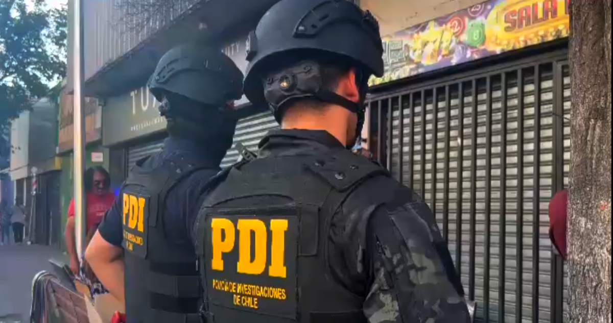 Desarticulan red criminal en La Cisterna: 13 detenidos en megaoperativo contra casino ilegal
