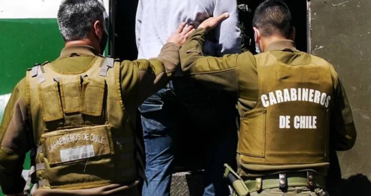 Confesó que iba a matar a sujeto: capturan a integrante de “Los Vejar” que circulaba con armas