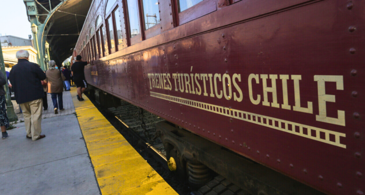 Revisa aquí las tarifas y recorridos de los trenes turísticos para la temporada de verano 2025