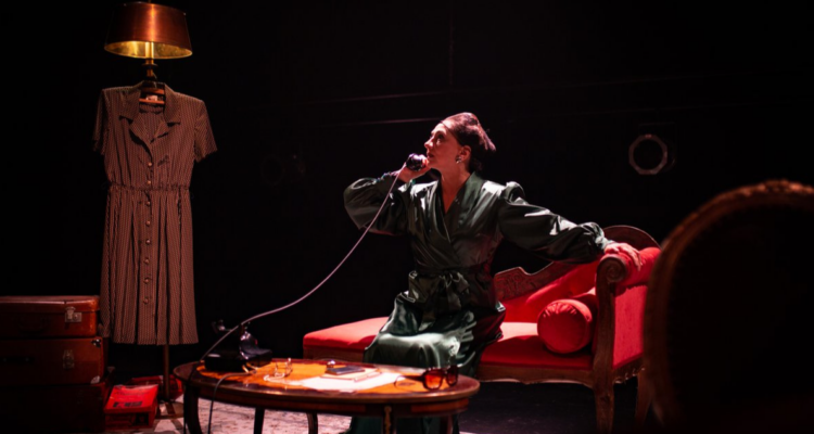 Te llevamos al Teatro Municipal: sortearemos entradas dobles para ver la obra “Amanda Labarca”