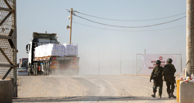 Policía de Gaza mata a cinco acusados de colaborar con el Ejército de Israel en redadas a convoyes