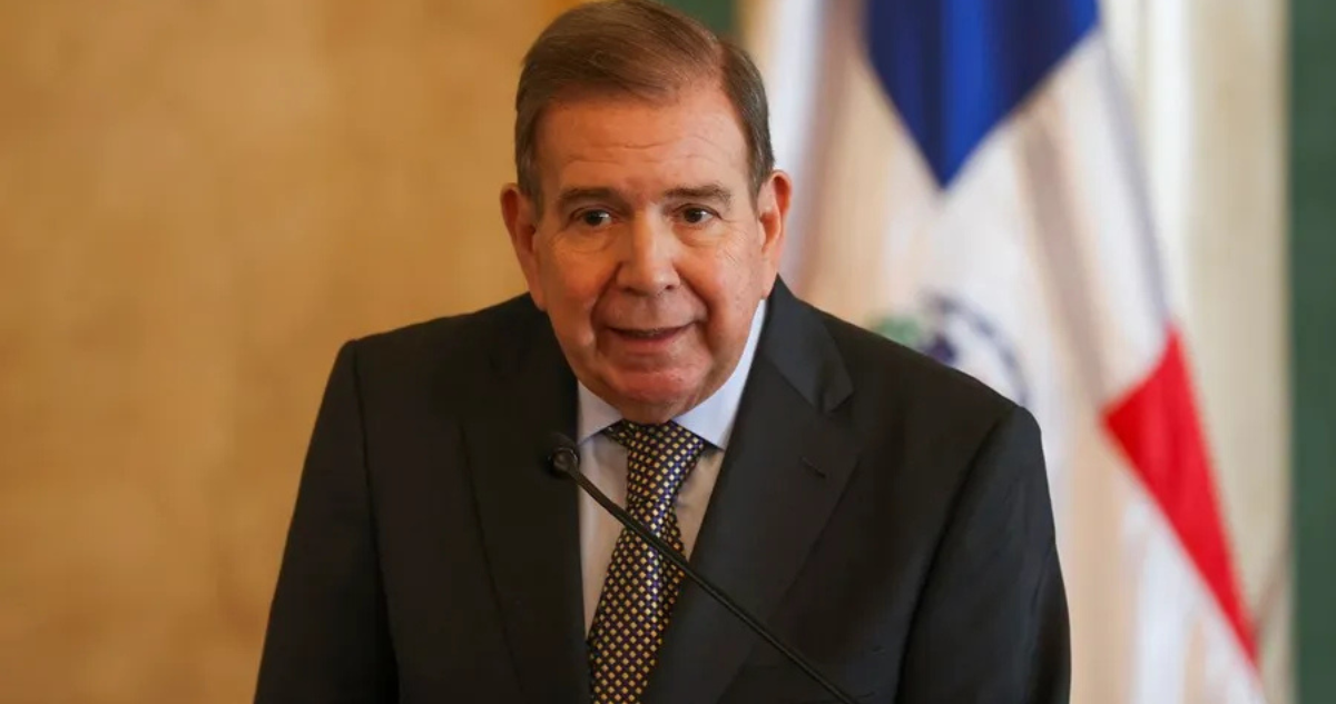 Edmundo González llegó a Guatemala en avión privado para reunirse con presidente Arévalo