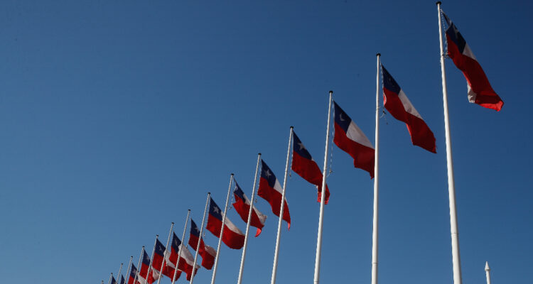 Elecciones presidenciales 2025 y un gobierno independiente, columna de Carlos Escaffi