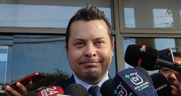 Embargo de auto y casa de Boris Chamorro