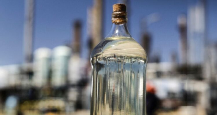 Un hito para Enap: empresa transforma 350 mil litros de aceite usado de cocina a diésel renovable