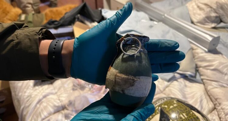 Encuentran granada en domicilio de Puerto Montt