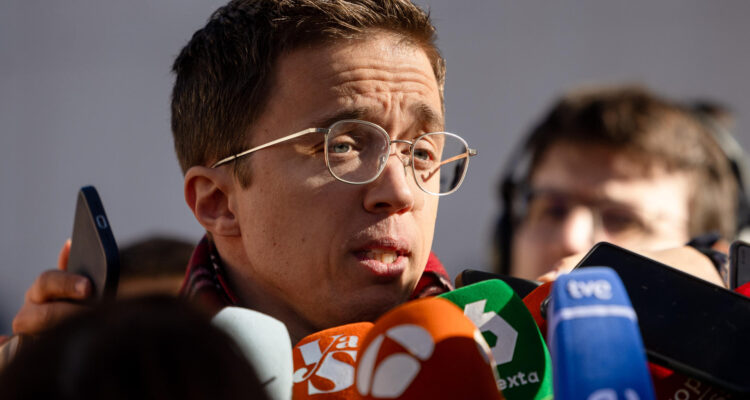 Íñigo Errejón sale de los juzgados de Plaza de Castilla