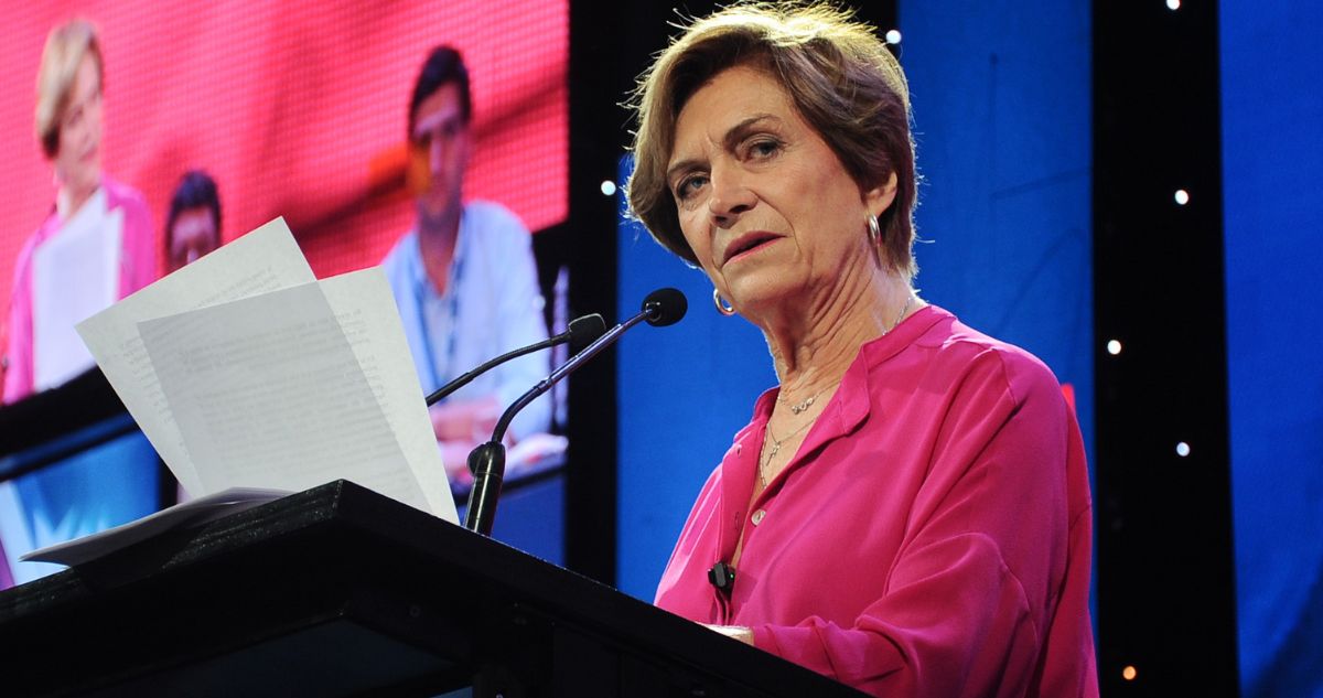 Matthei destaca “derecho a deportar” y cuestiona gestión del gobierno tras polémica de Petro y Trump