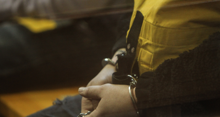 Excarabinero condenado a 8 años de cárcel por disparos injustificados que dejaron a joven sin visión