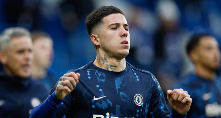 Exigen a FIFA castigar al argentino Enzo Fernández.