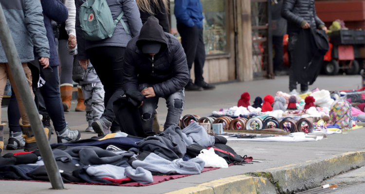 Operativos en el borde costero de Valparaíso dejan 9 detenidos y cerca de 350 multas cursadas