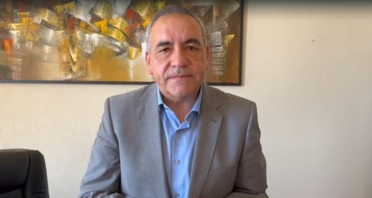 Fidel Espinoza por incomunicación con su hija