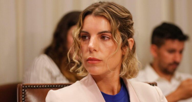 Frente Amplio decide no apoyar eventual reelección de diputada Maite Orsini