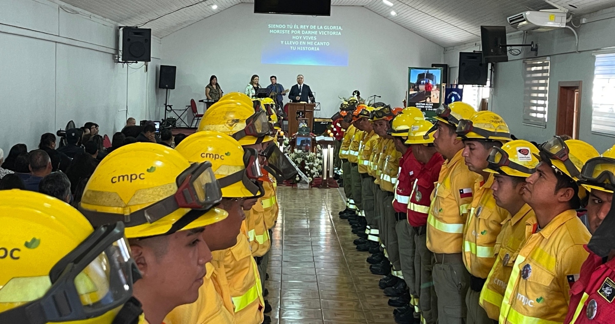 Funeral de brigadista que murió en incendio en Los Sauces