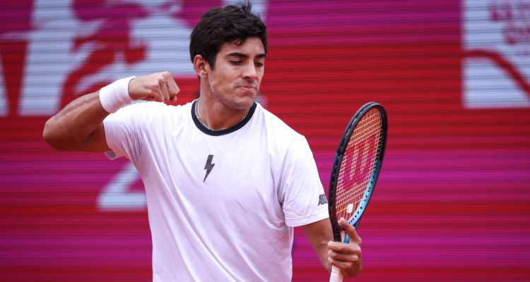 Garin vence cómodamente a boliviano Dellien y entra al cuadro principal del Abierto de Australia