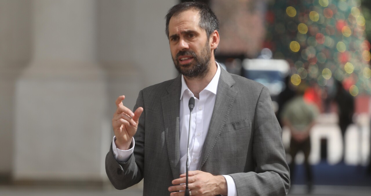 Por críticas del presidente del Senado: Grau dice que es muy “pronto” para hablar de legado económico