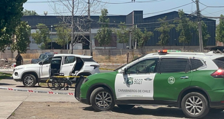 Hombre muere acribillado en Quilicura: atacante disparó desde una moto en la vía pública