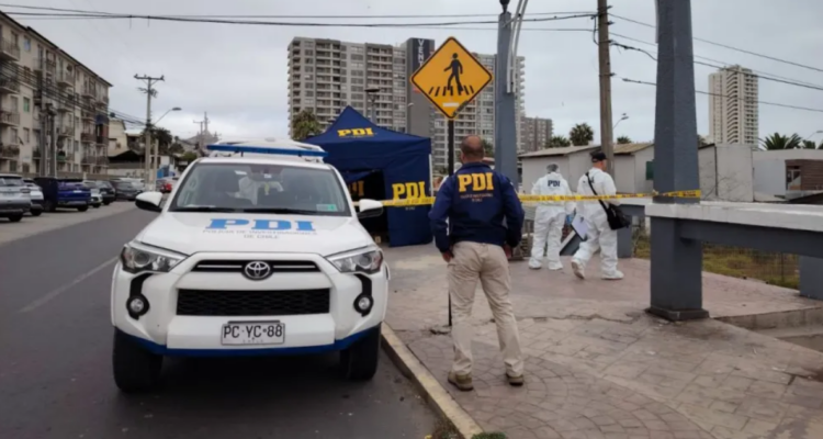 Hombre es asesinado a puñaladas en plena vía pública en Coquimbo