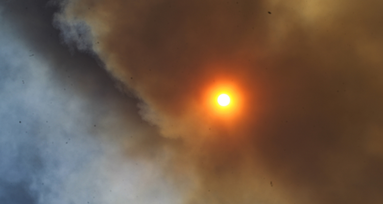 Cómo reconocer una intoxicación por humo: los síntomas y qué hacer si estoy cerca de un incendio forestal