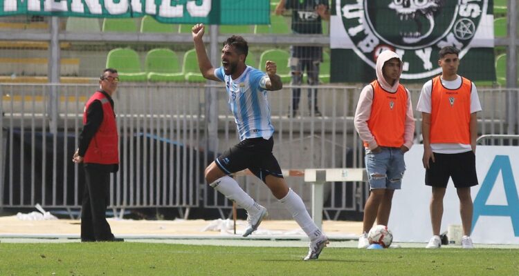 Joaquín Larrivey alcanzó acuerdo con Deportes Concepción