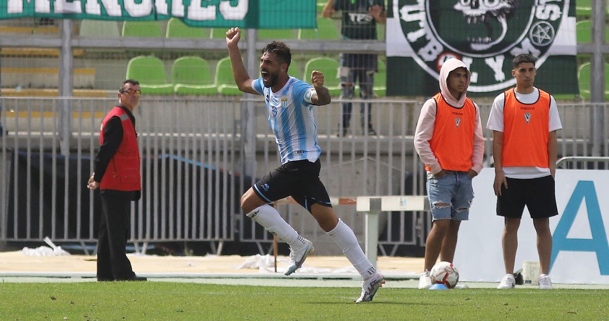 Joaquín Larrivey alcanzó acuerdo con Deportes Concepción