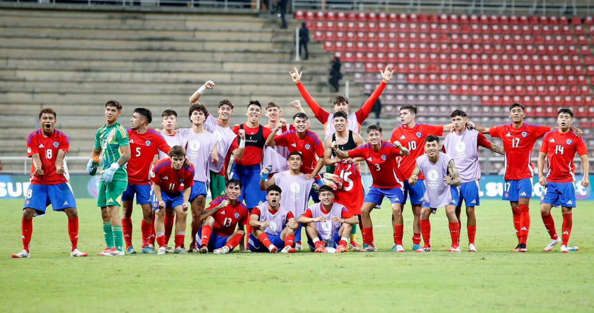La Roja celebra sin jugar: selección chilena clasifica a Hexagonal de Sudamericano tras doce años.