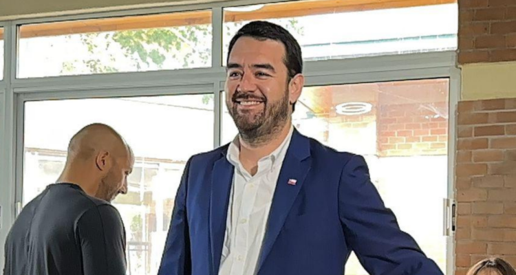 Imagen de Luciano Rivas por última sesión del Consejo Regional