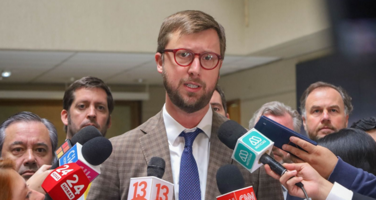 Republicanos instan a Chile Vamos a postergar el debate previsional para marzo