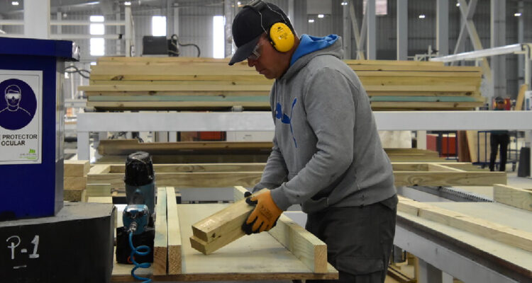 Los precios al productor anotan ligera alza en diciembre, debido a la industria manufacturera