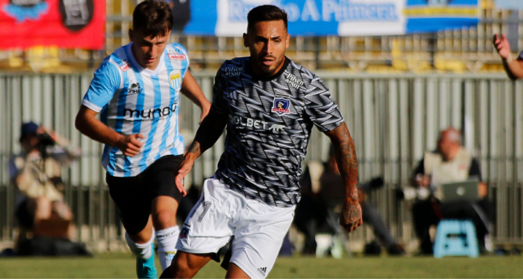 Marcos Bolados disparó contra los hinchas de Colo Colo tras su renovación,.