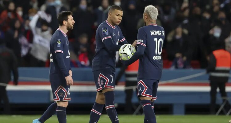 Neymar destapó la “guerra de egos” en el PSG con Messi y Mbappé.