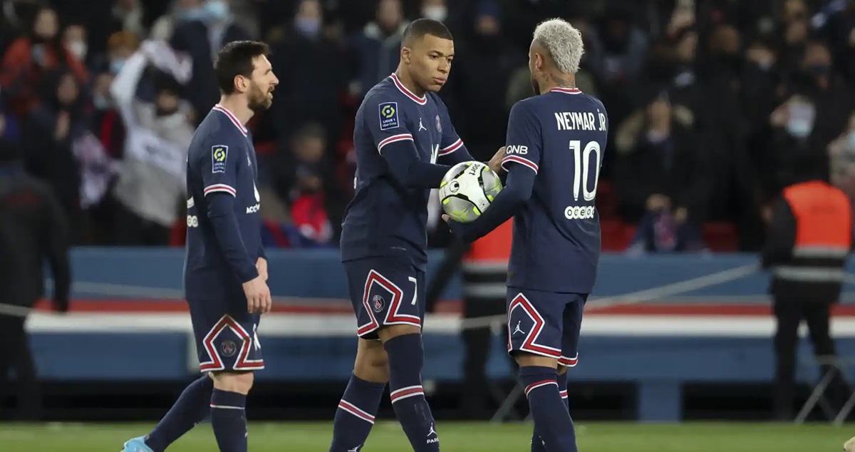 Neymar destapó la “guerra de egos” en el PSG con Messi y Mbappé.