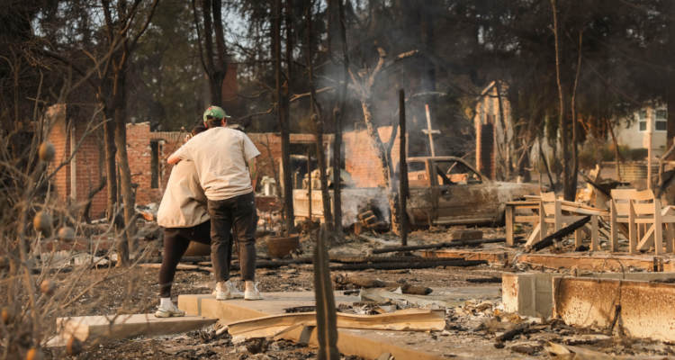 NFL entrega millonaria donación a comunidades damnificadas por los incendios en Los Ángeles, EEUU