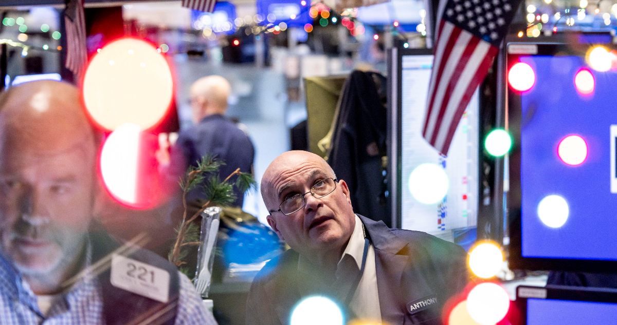 Wall Street abrió en verde con el Nasdaq liderando las alzas gracias a los chips